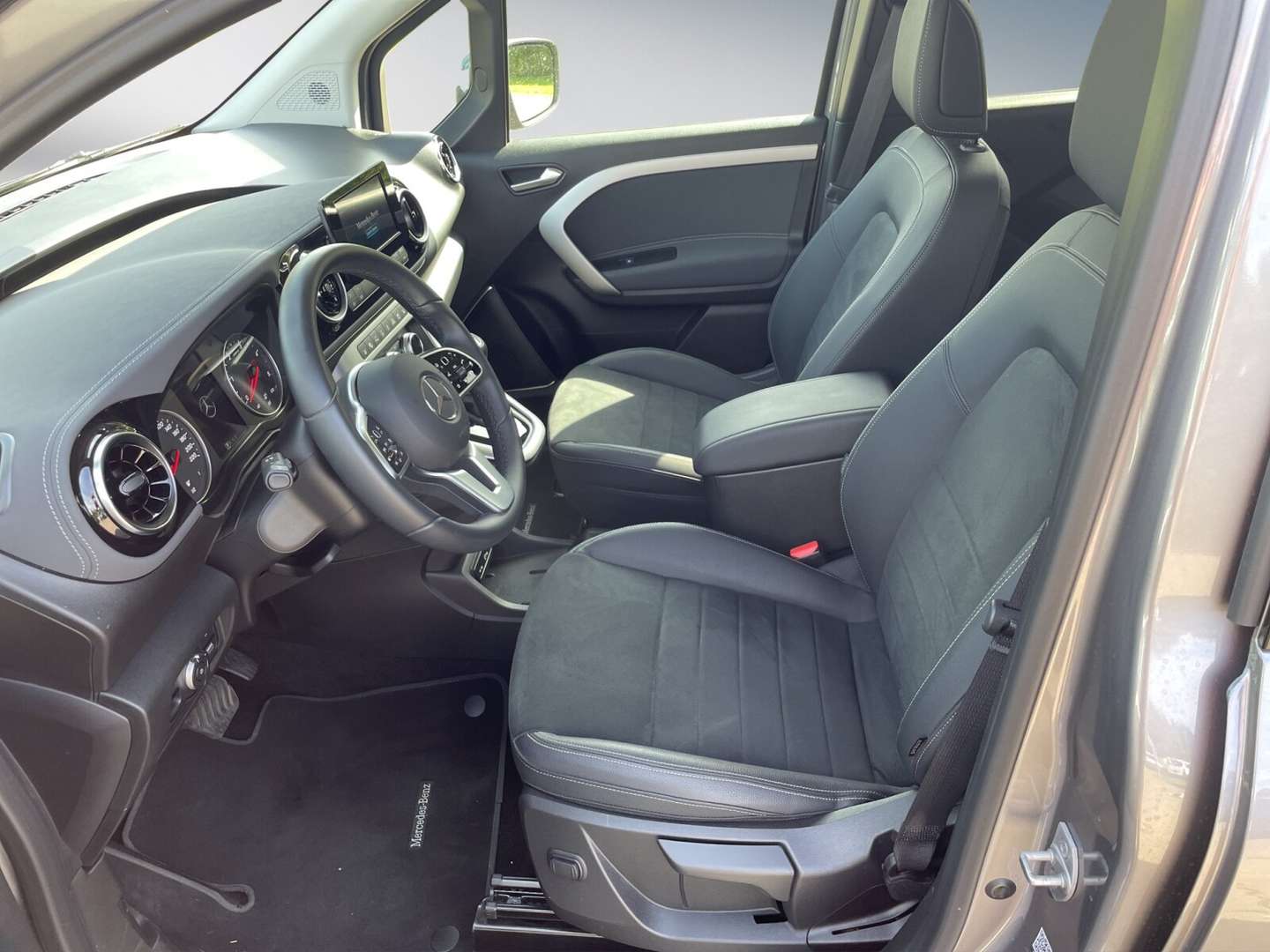Mercedes Classe T 180 PROGRESSIVE - 2024 - Joinsteer - #9