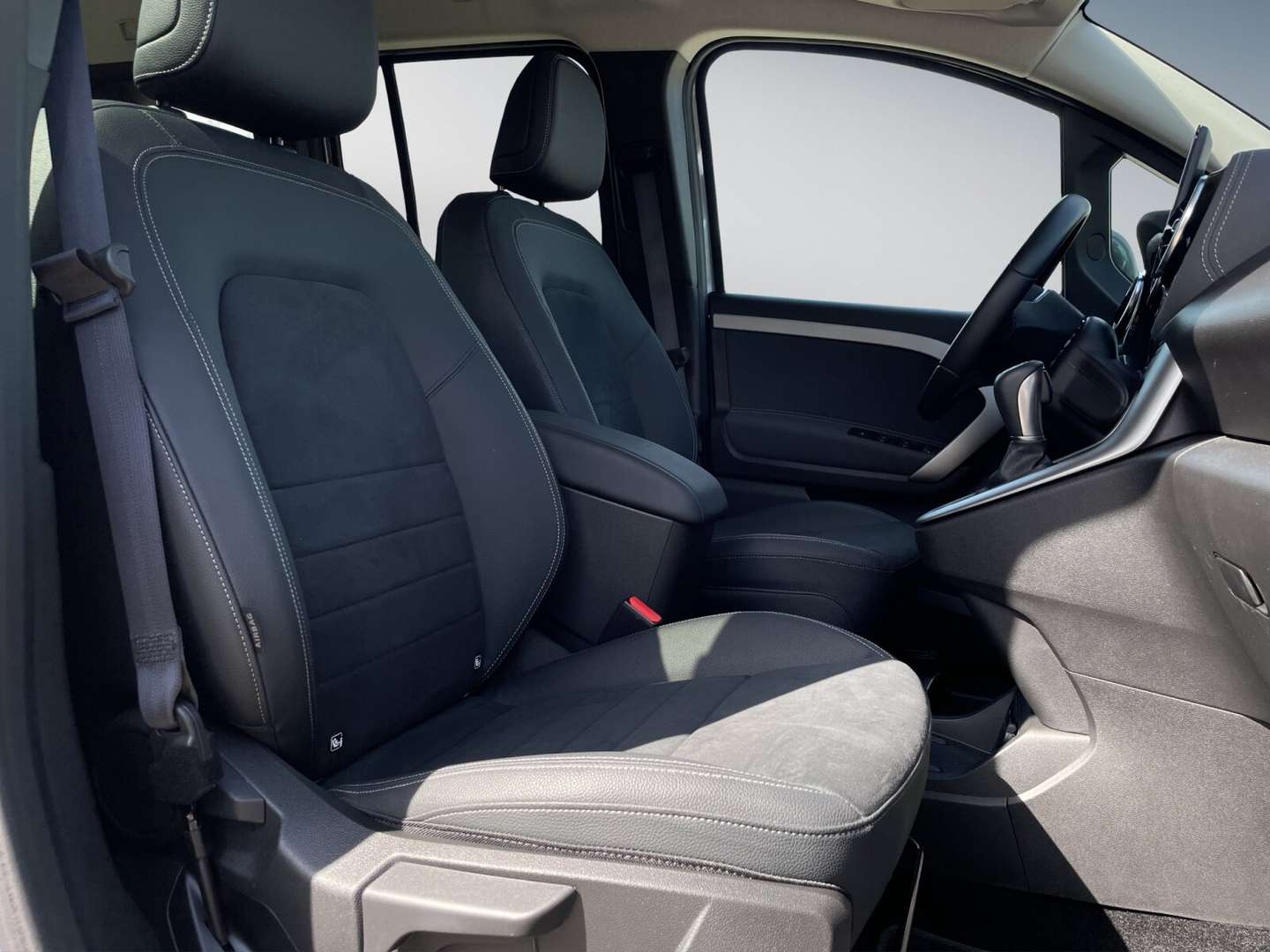 Mercedes Classe T 180 PROGRESSIVE - 2024 - Joinsteer - #18