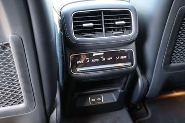 Mercedes GLE 63 AMG Line — photo 30
