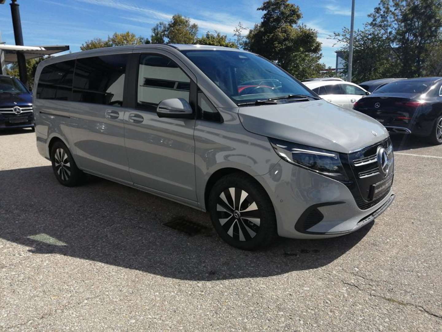 Mercedes EQV 300 - 2024 - Joinsteer - #4