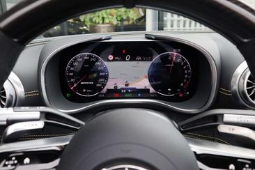 Mercedes SL 63 AMG Line — photo 33