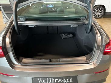 Mercedes CLA 180 Progressive — photo 16