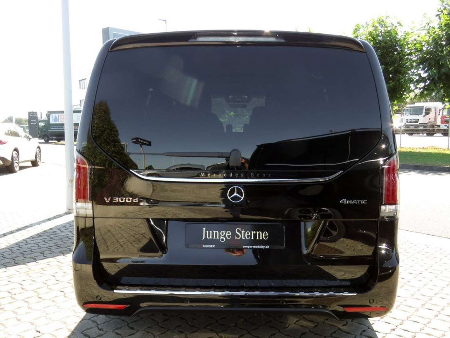 Mercedes V 300 300 Avantgarde - 2024 - Joinsteer - #2