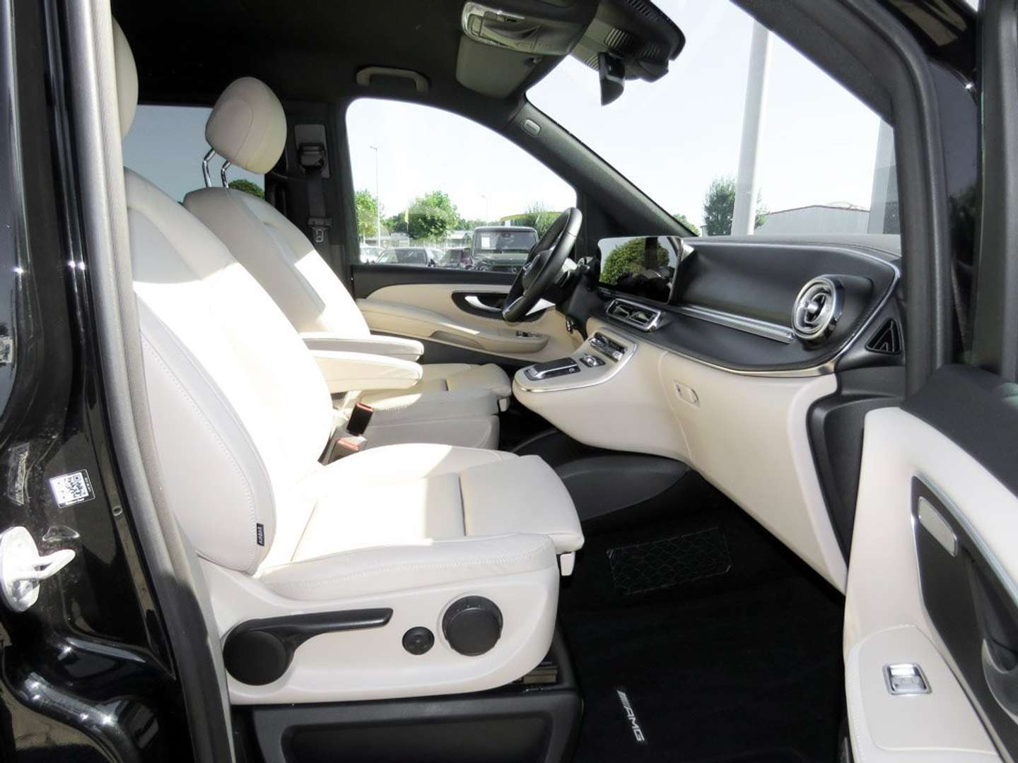 Mercedes V 300 300 Avantgarde - 2024 - Joinsteer - #6