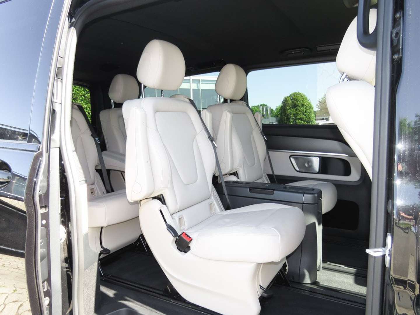 Mercedes V 300 300 Avantgarde - 2024 - Joinsteer - #10