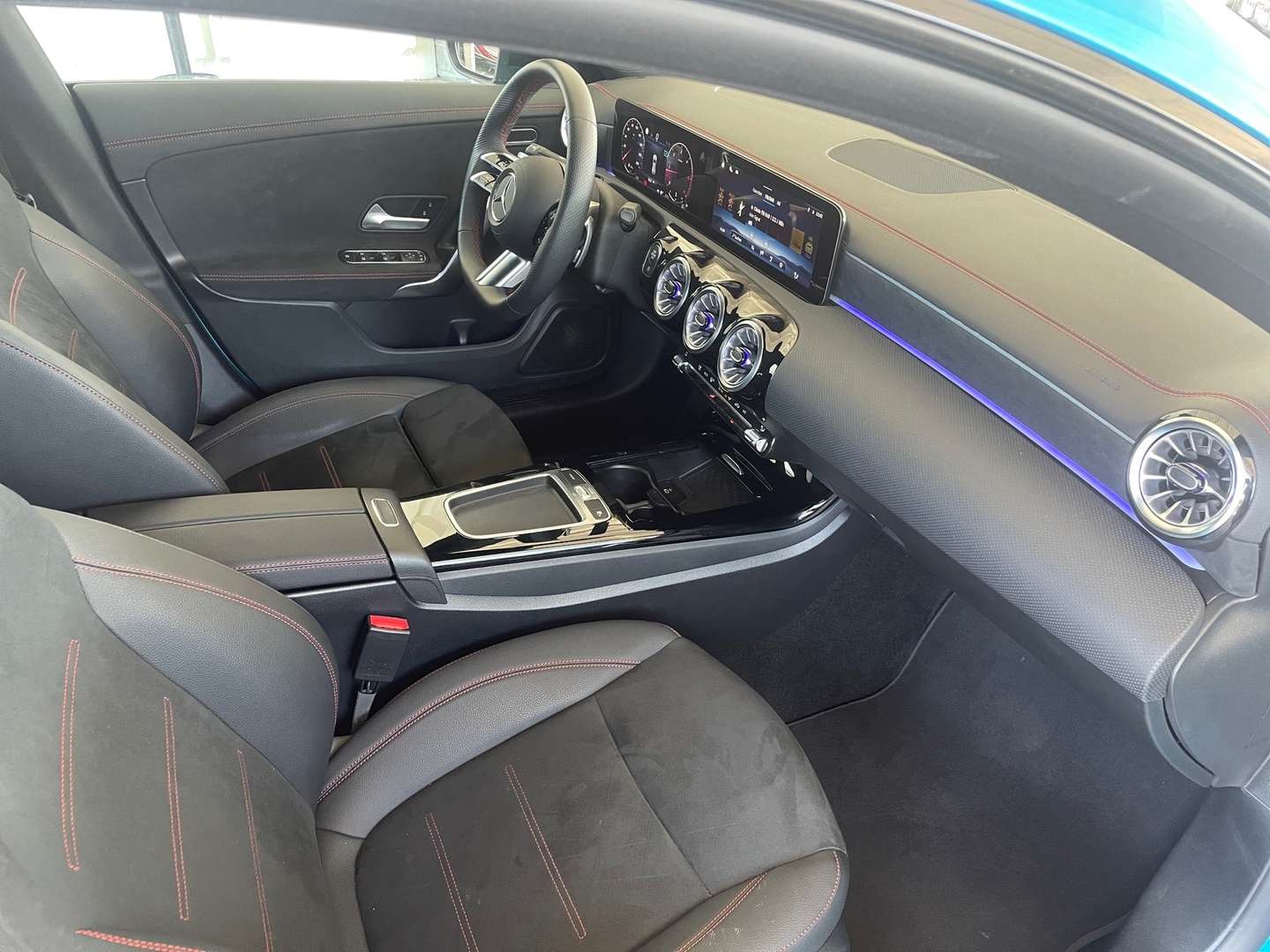 Mercedes CLA 200 Night - 2024 - Joinsteer - #10