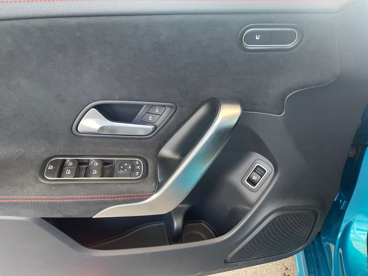 Mercedes CLA 200 Night - 2024 - Joinsteer - #11