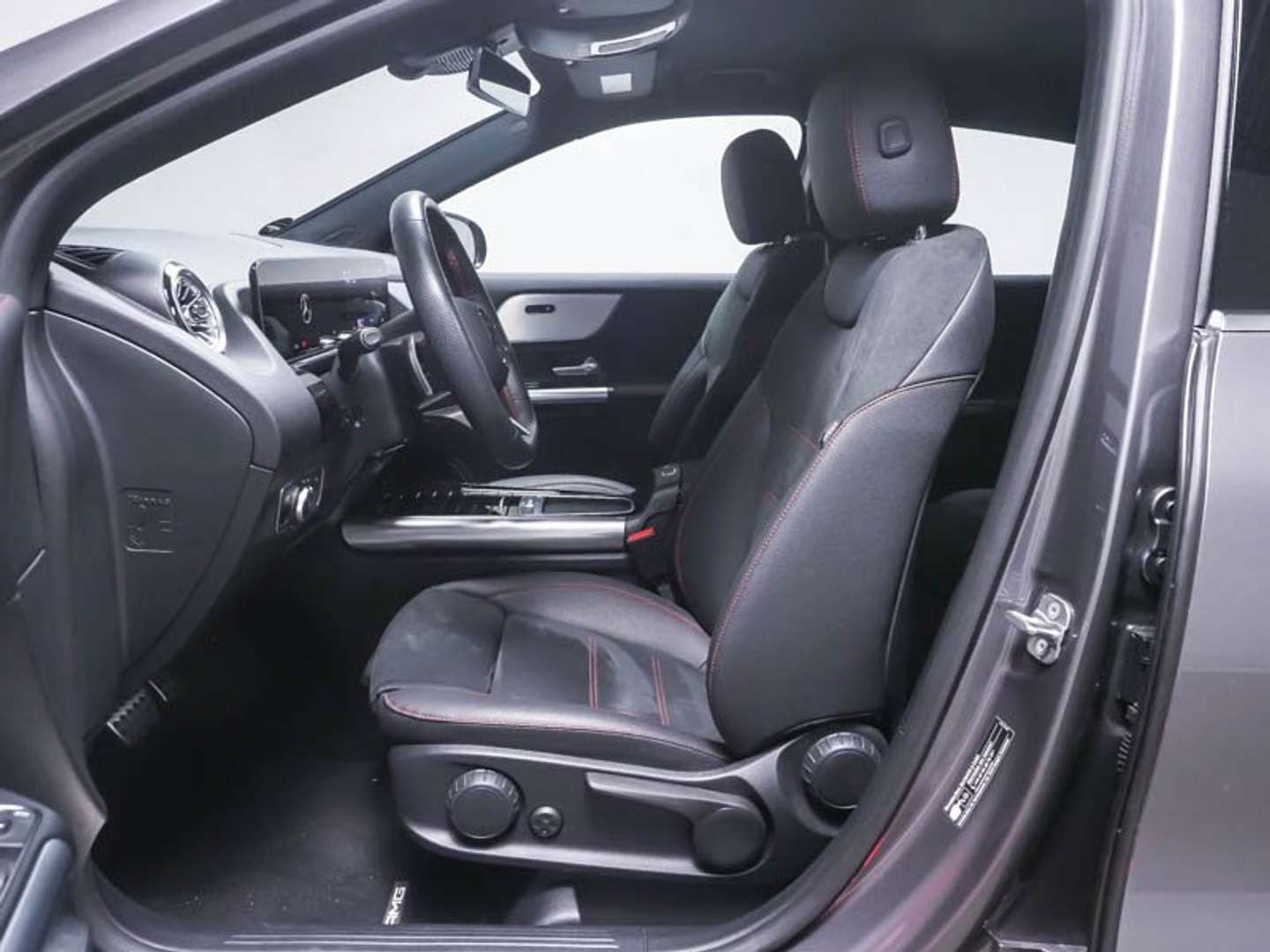 Mercedes GLA 200 AMG Line - 2024 - Joinsteer - #5