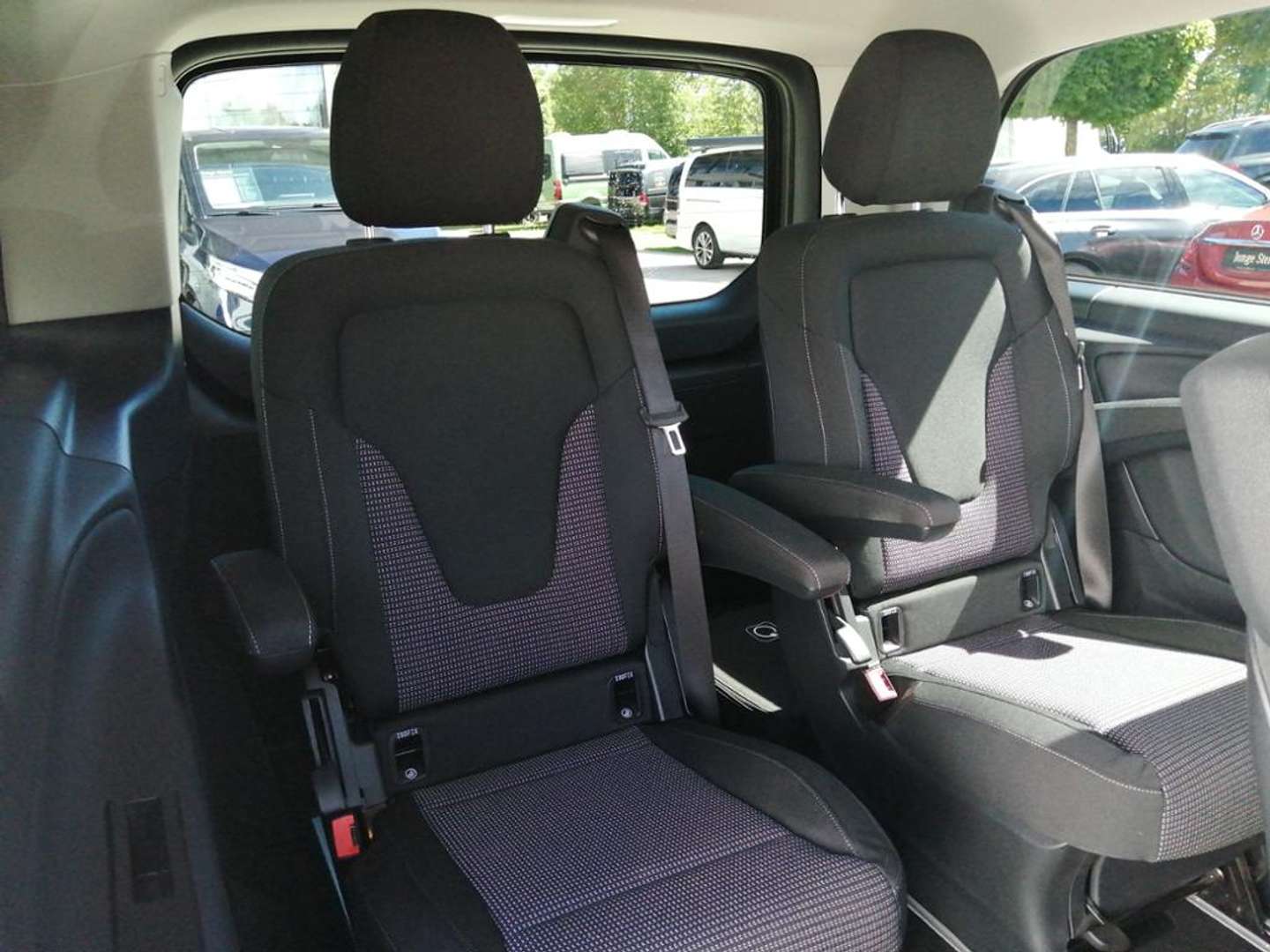 Mercedes EQV 300 - 2024 - Joinsteer - #14