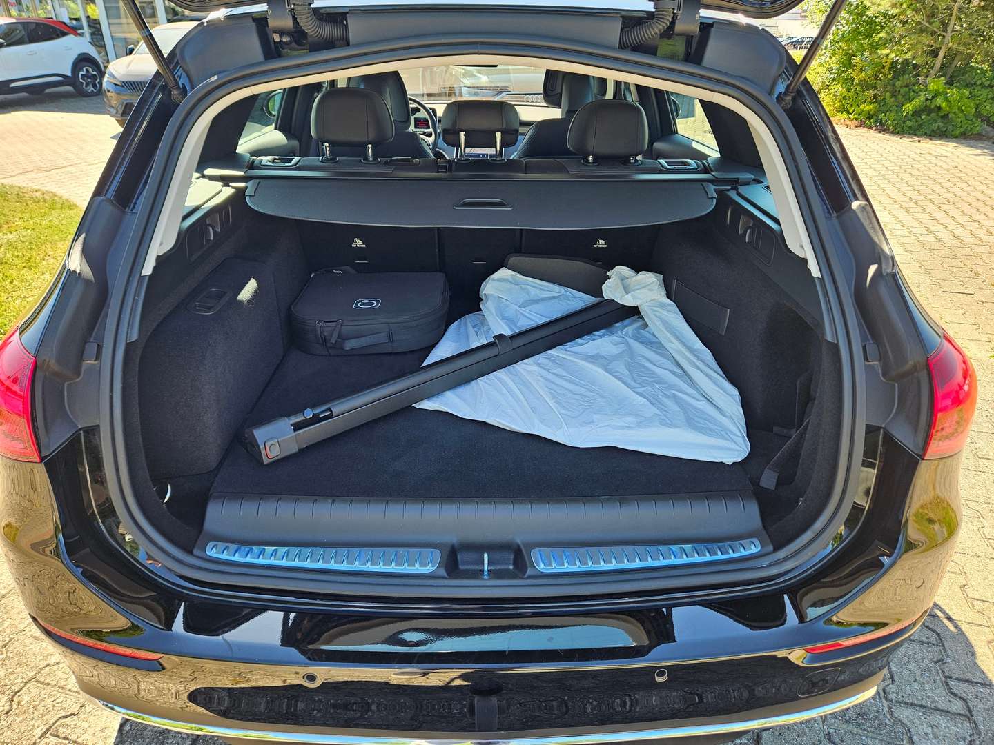 Mercedes Classe C 300 Avantgarde - 2024 - Joinsteer - #13