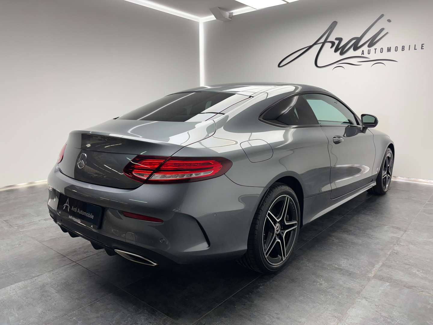 Mercedes Classe C Coupé 180 AMG-line - 2019 - Joinsteer - #4