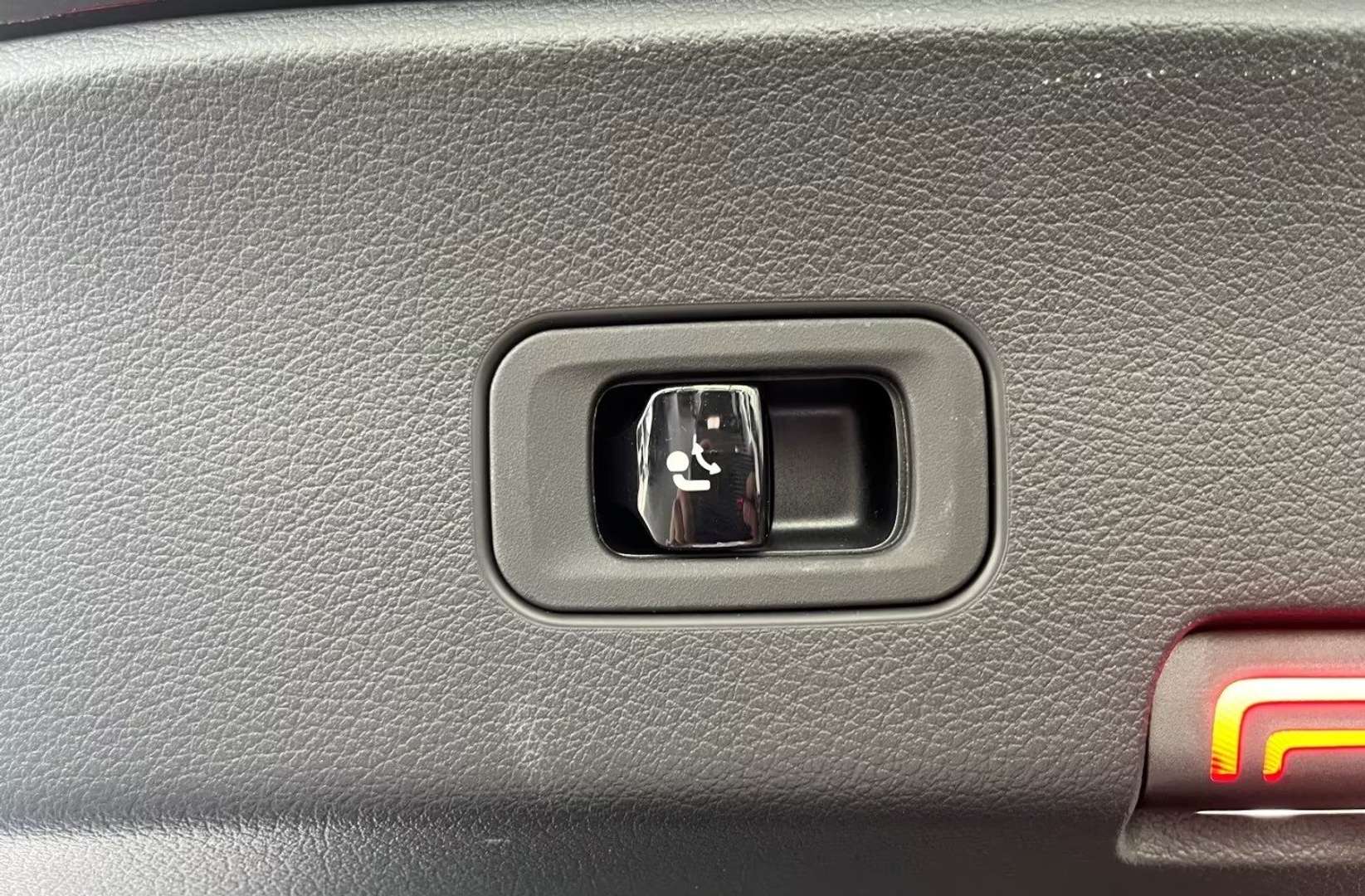 Mercedes GLC Coupé 300 Premium - 2024 - Joinsteer - #14