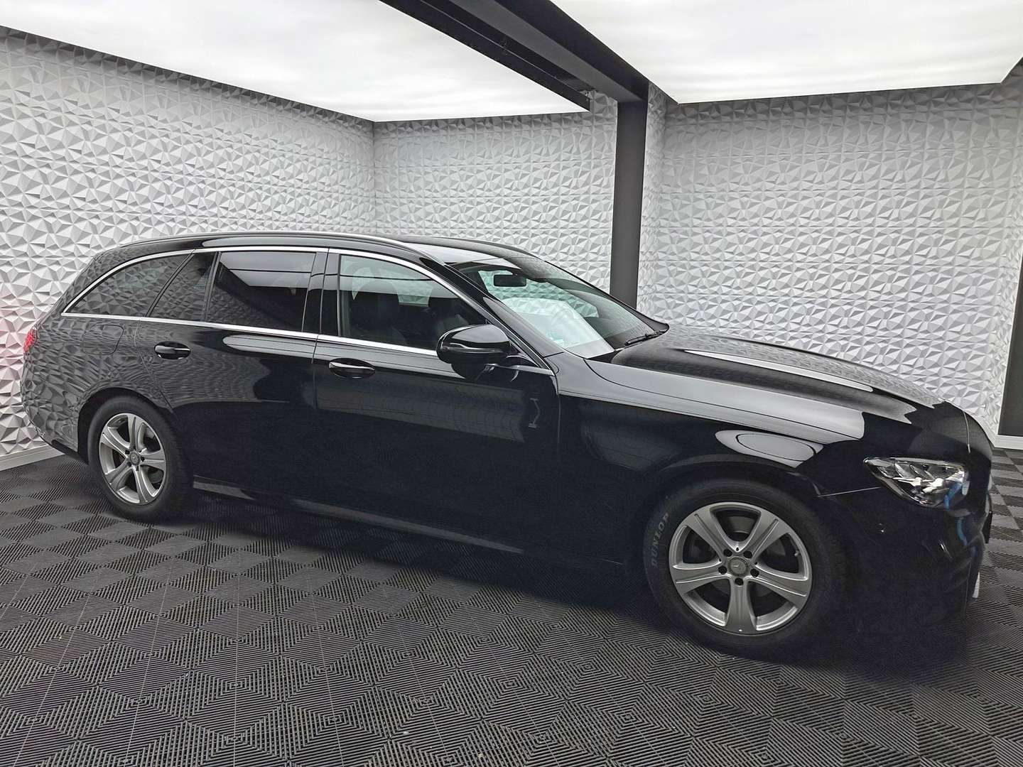 Mercedes Classe E 200 AMG Line - 2020 - Joinsteer - #4