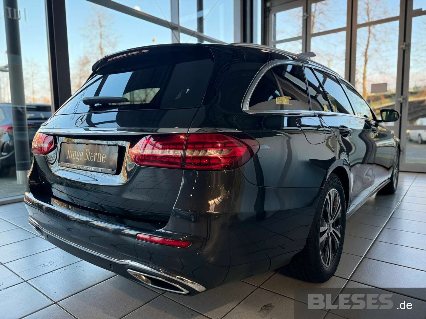 Mercedes Classe E 200 Avantgarde - 2023 - Joinsteer - #3