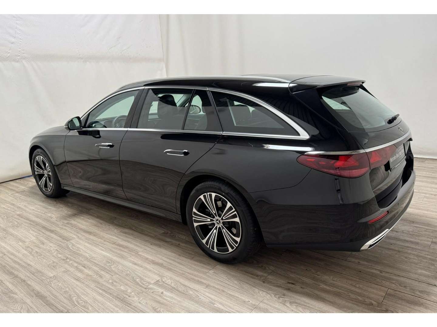 Mercedes Classe E 200 Avantgarde - 2024 - Joinsteer - #3