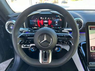 Mercedes SL 63 AMG PREMIUM PLUS PACK — photo 13