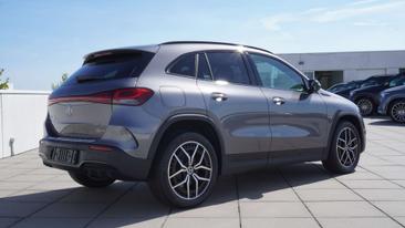 Mercedes EQA 250 — photo 3