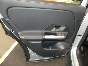 Mercedes GLA 250 4M PROGRESSIVE LINE ADVANCED — photo 9