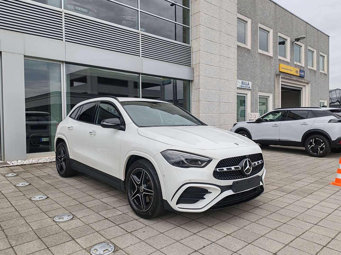 Mercedes GLA 200 AMG Line - 2024 - Joinsteer - #2