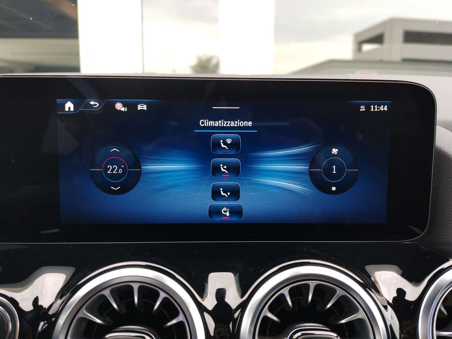 Mercedes GLA 200 AMG Line - 2024 - Joinsteer - #49