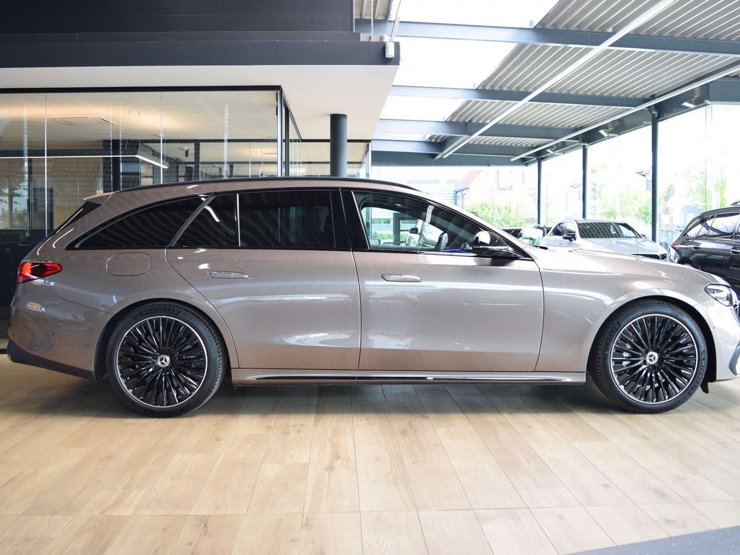 Mercedes Classe E Break 300 AMG Line - 2024 - Joinsteer - #6