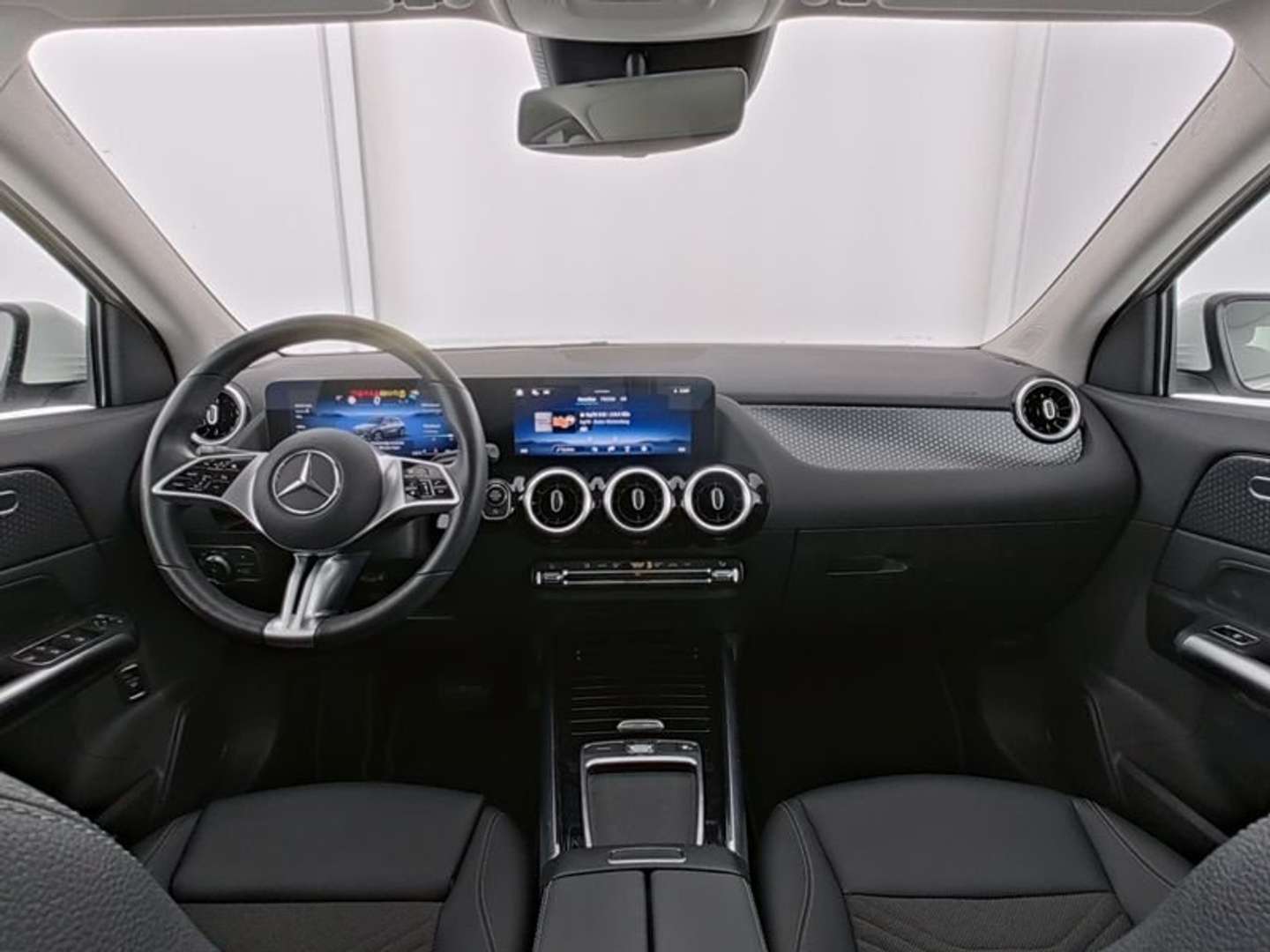 Mercedes GLA 180 Progressive Advanced - 2024 - Joinsteer - #3