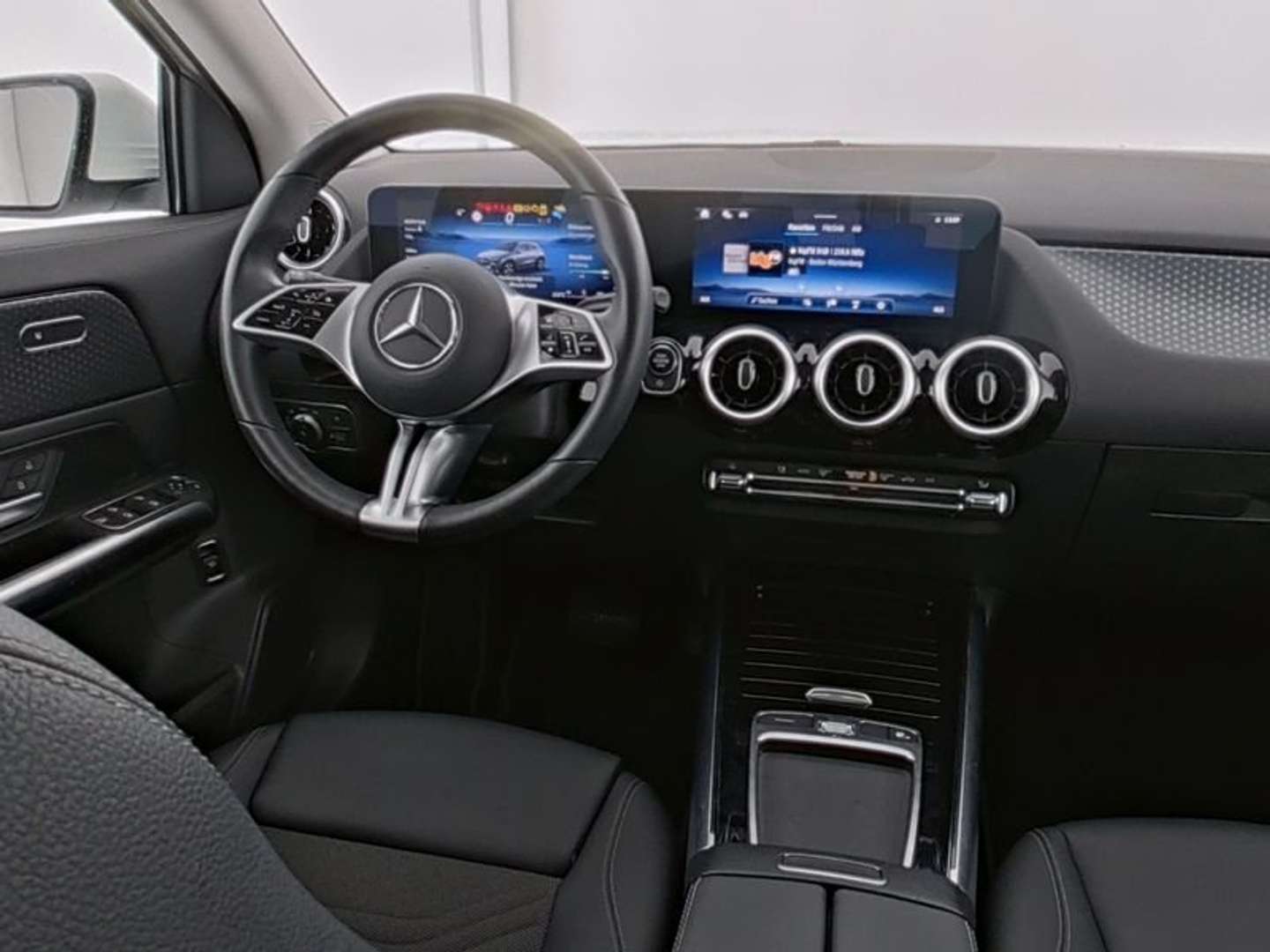 Mercedes GLA 180 Progressive Advanced - 2024 - Joinsteer - #4