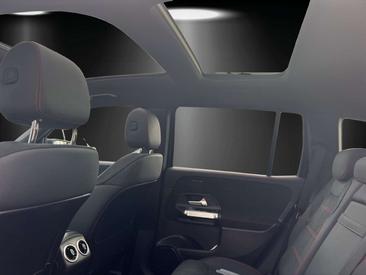 Mercedes GLB 200 AMG Line — photo 11