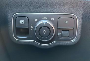 Mercedes GLA 200 Premium — photo 8