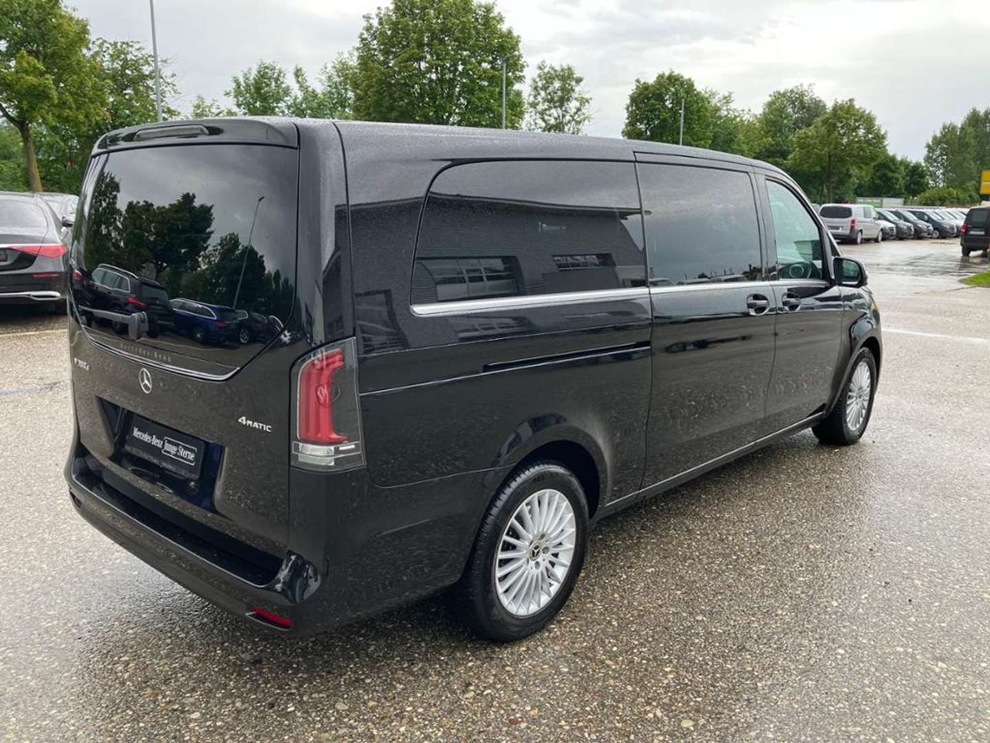 Mercedes V 300d 300 Avantgarde - 2024 - Joinsteer - #2