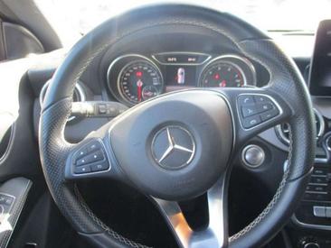 Mercedes CLA Shooting Break 200 — photo 10