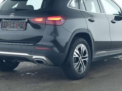 Mercedes GLA 180 Progressive