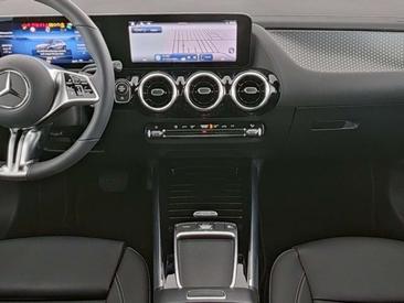 Mercedes GLA 180 Progressive — photo 5