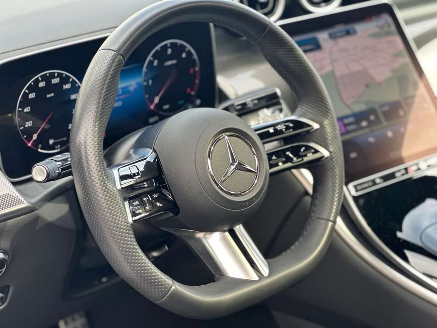 Mercedes GLC Coupé 300D Premium - 2024 - Joinsteer - #20