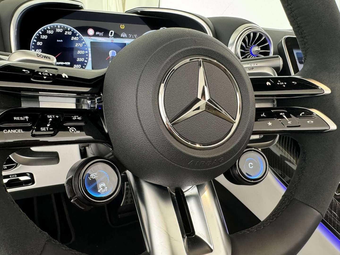 Mercedes SL 63 Premium Plus - 2023 - Joinsteer - #30