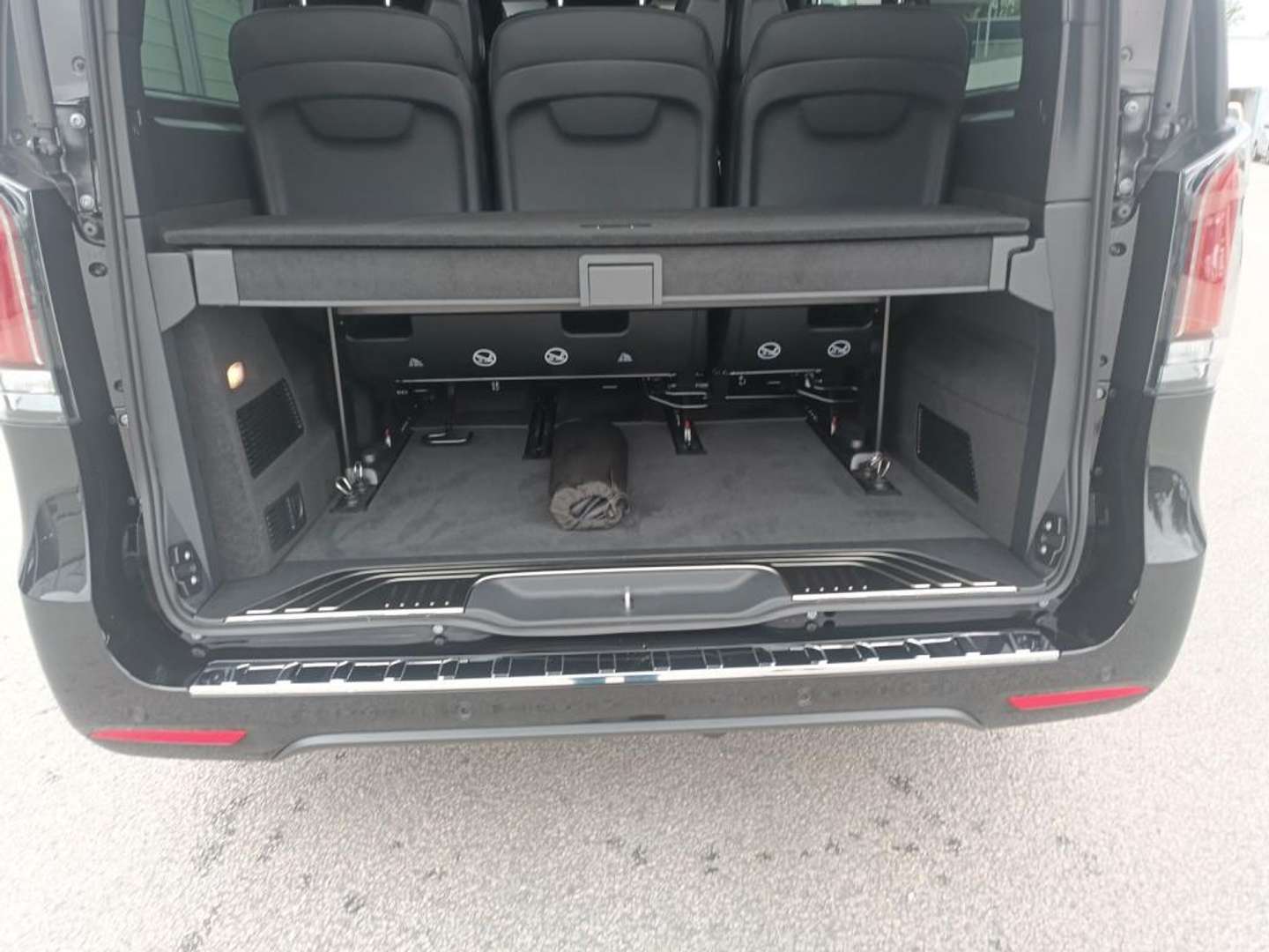 Mercedes V 300 300 Avantgarde - 2024 - Joinsteer - #5