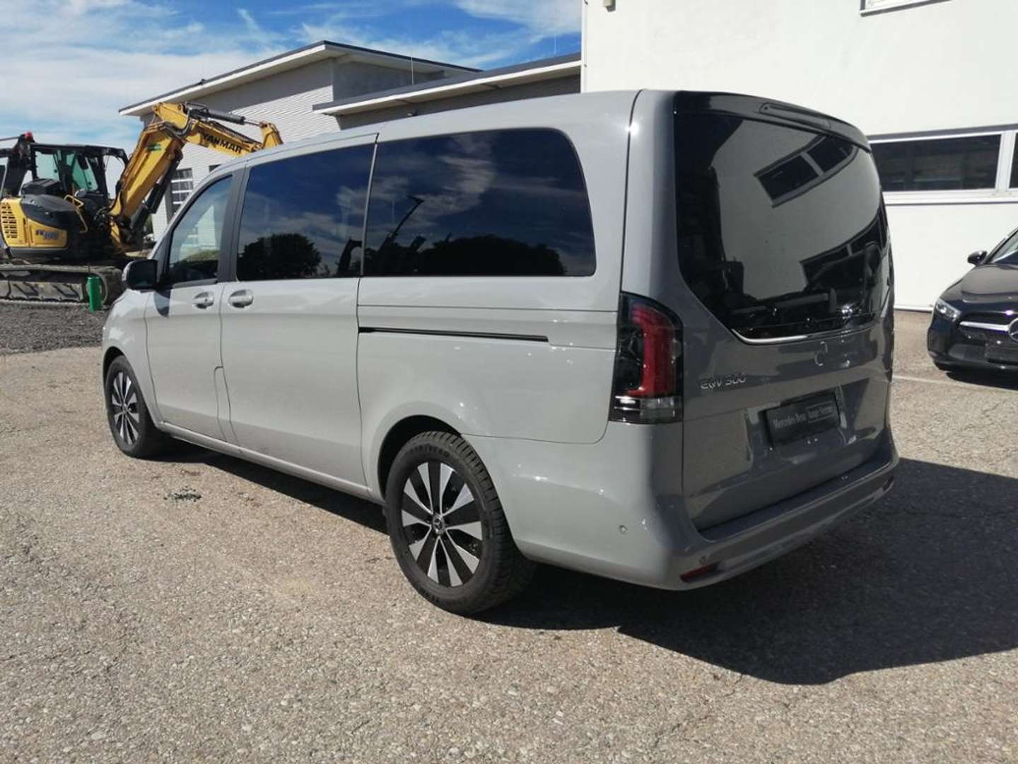 Mercedes EQV 300 - 2024 - Joinsteer - #2