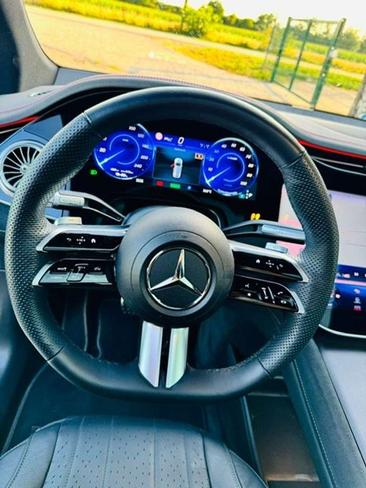 Mercedes EQS 450+ — photo 21