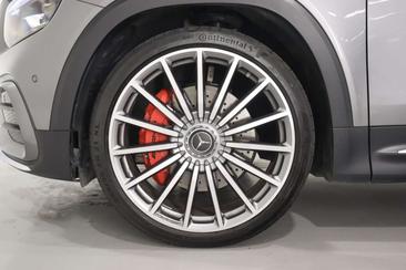 Mercedes GLB 35 AMG Line — photo 8