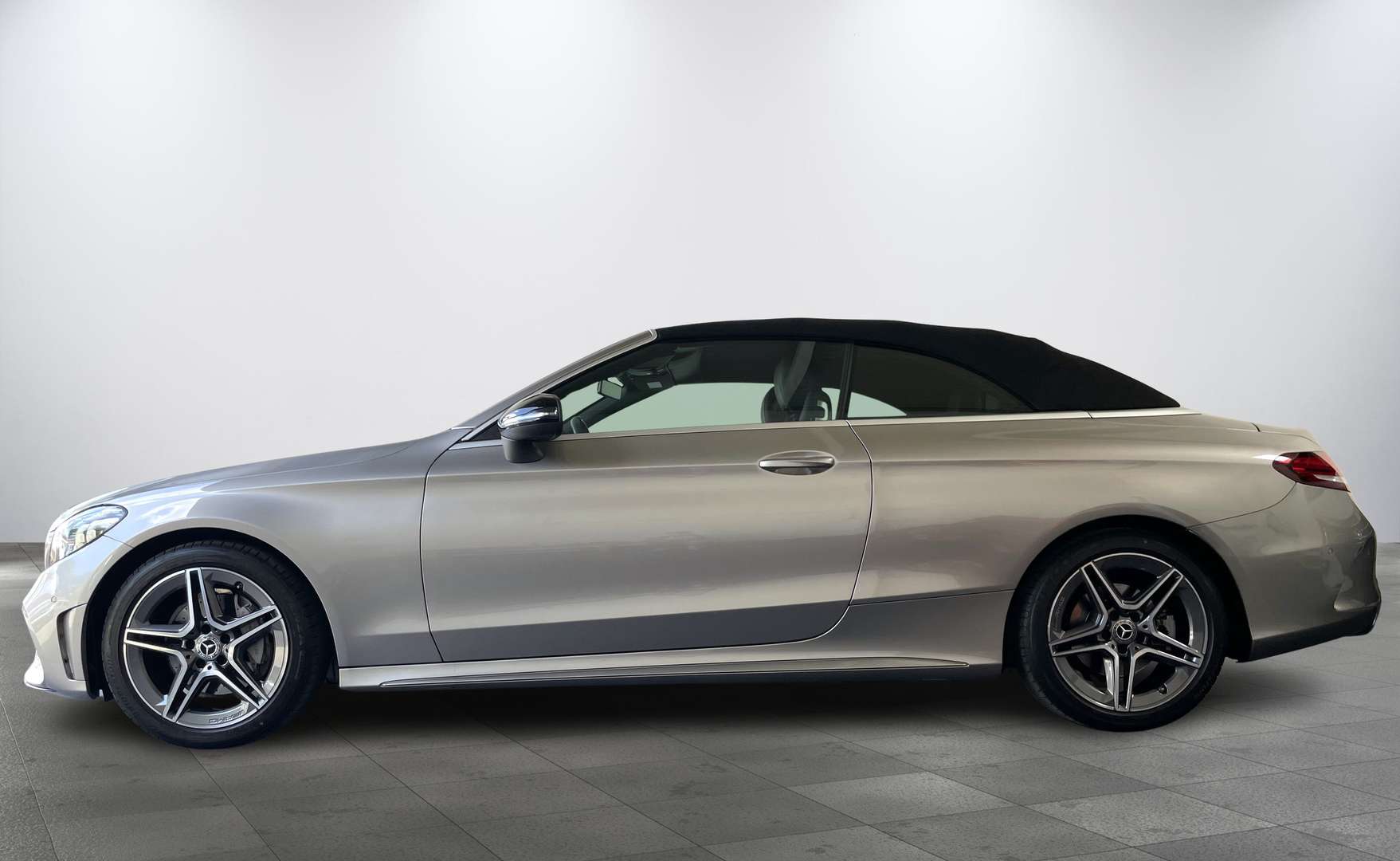 Mercedes Classe C Cabriolet 200 AMG Line - 2019 - Joinsteer - #5