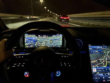 Mercedes SL 43 Premium Plus — photo 18