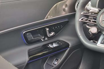 Mercedes SL 43 Premium Plus — photo 34