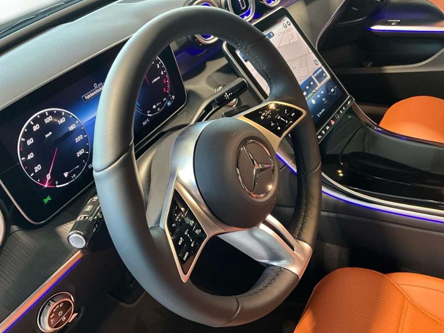 Mercedes Classe C 300de AVANTGARDE - 2025 - Joinsteer - #7
