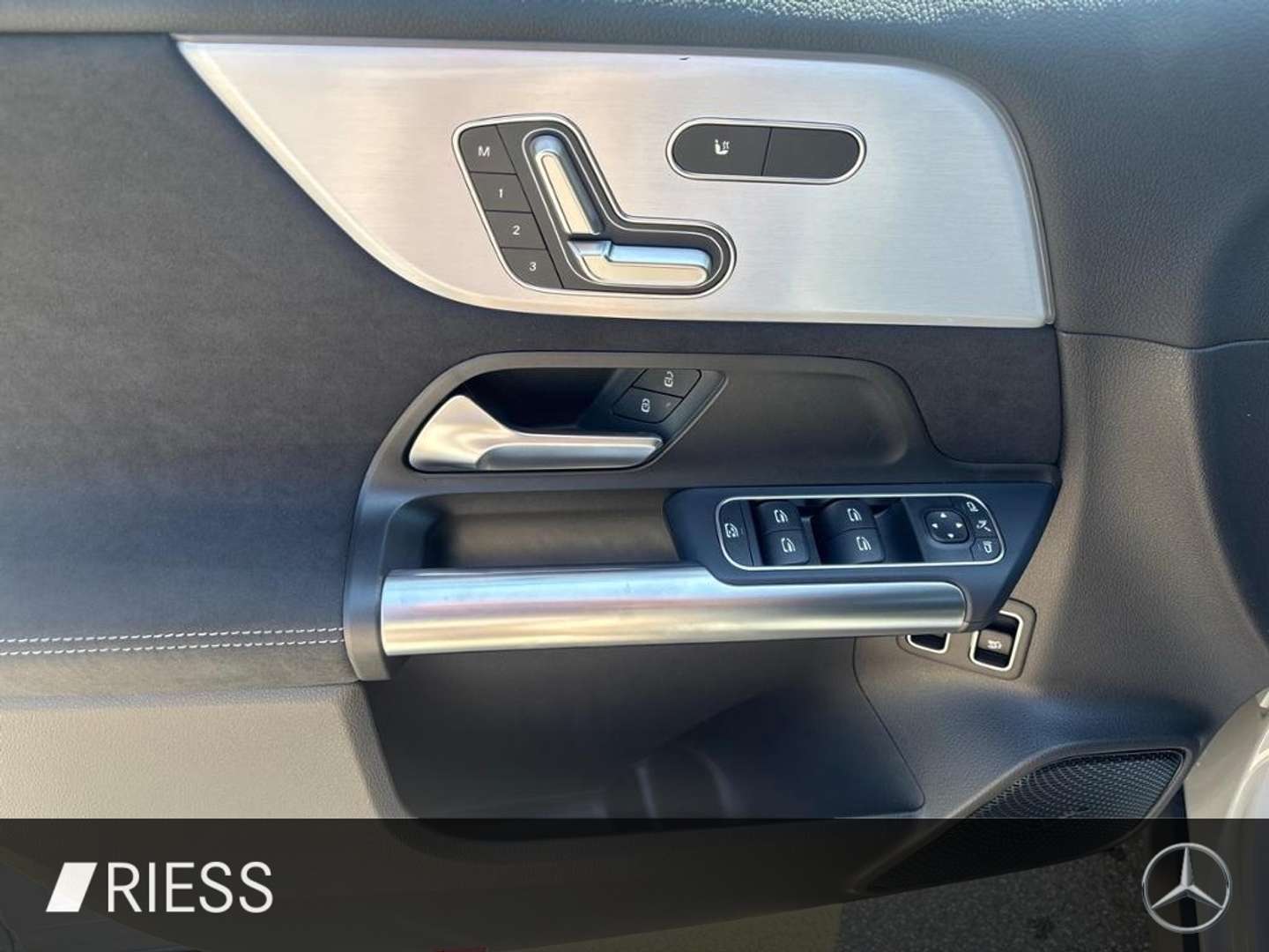 Mercedes GLA 250 AMG Line - 2025 - Joinsteer - #3