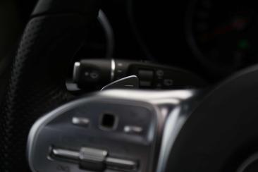 Mercedes GLC 300e 4MATIC PHEV — photo 40