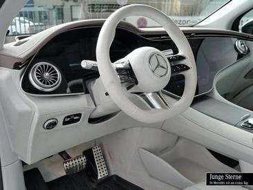 Mercedes EQS 450+ — photo 14