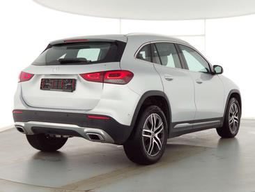 Mercedes GLA 180 Progressive — photo 2