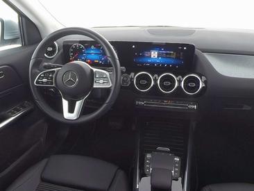 Mercedes GLA 180 Progressive — photo 5