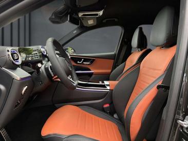 Mercedes GLC 300 AMG Line — photo 6