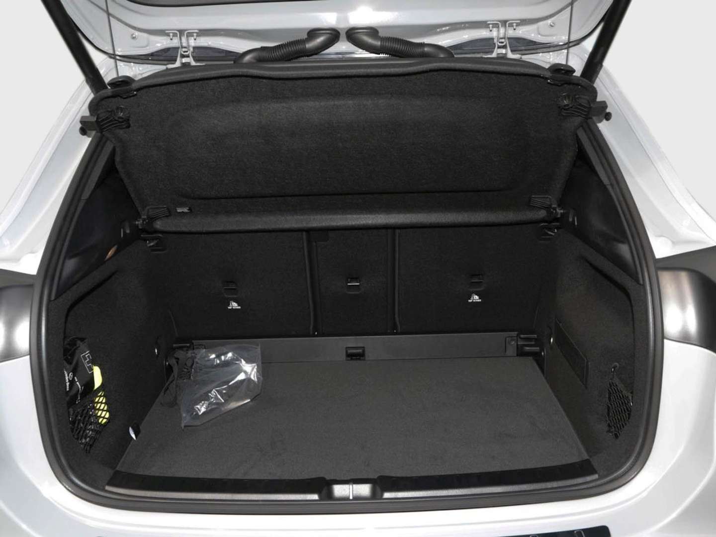 Mercedes GLA 180 AMG Line - 2025 - Joinsteer - #6